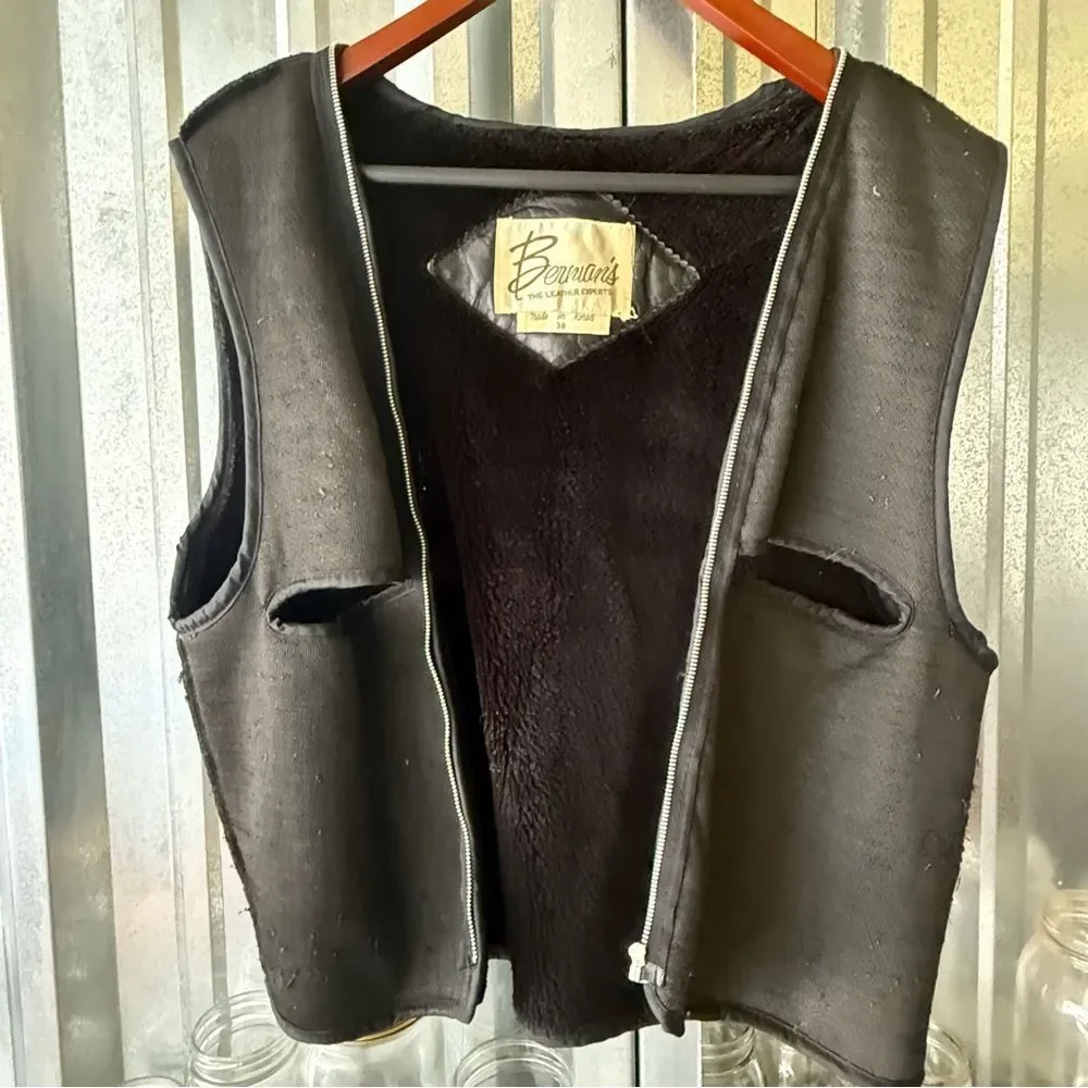 Vintage Berman's Men's Leather Jacket removable vest black Pockets Korea 38